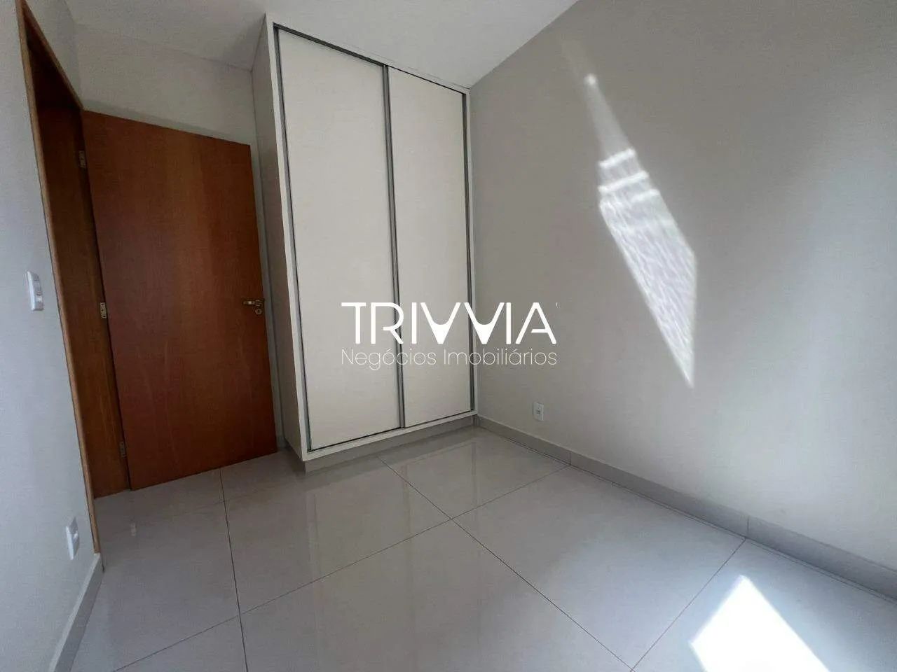 Apartamento no Copacabana  planejados, suíte e prédio com elevador - Foto 5