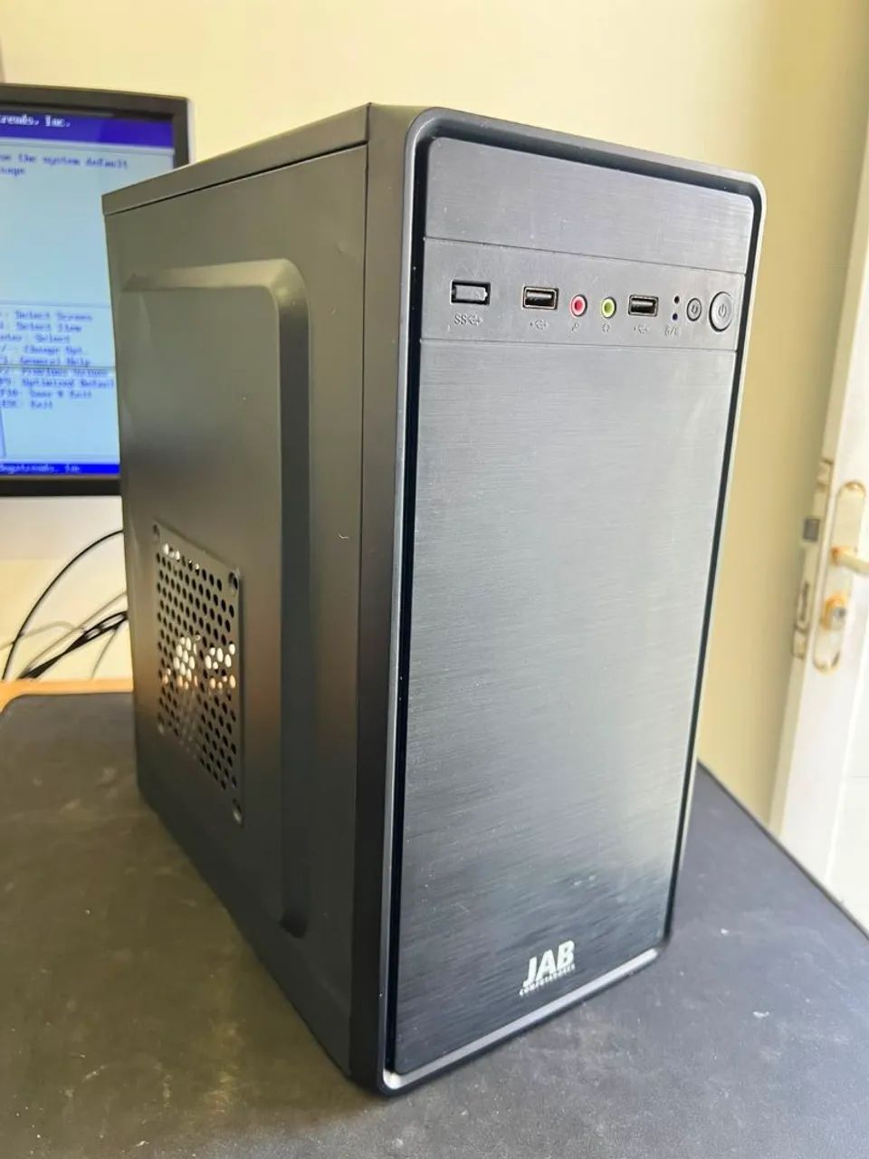 CPU  i3 SSD