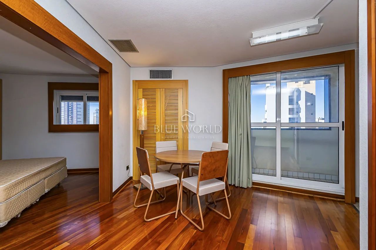 Flat no Hotel Bristol Brasil 500 com 50 m²