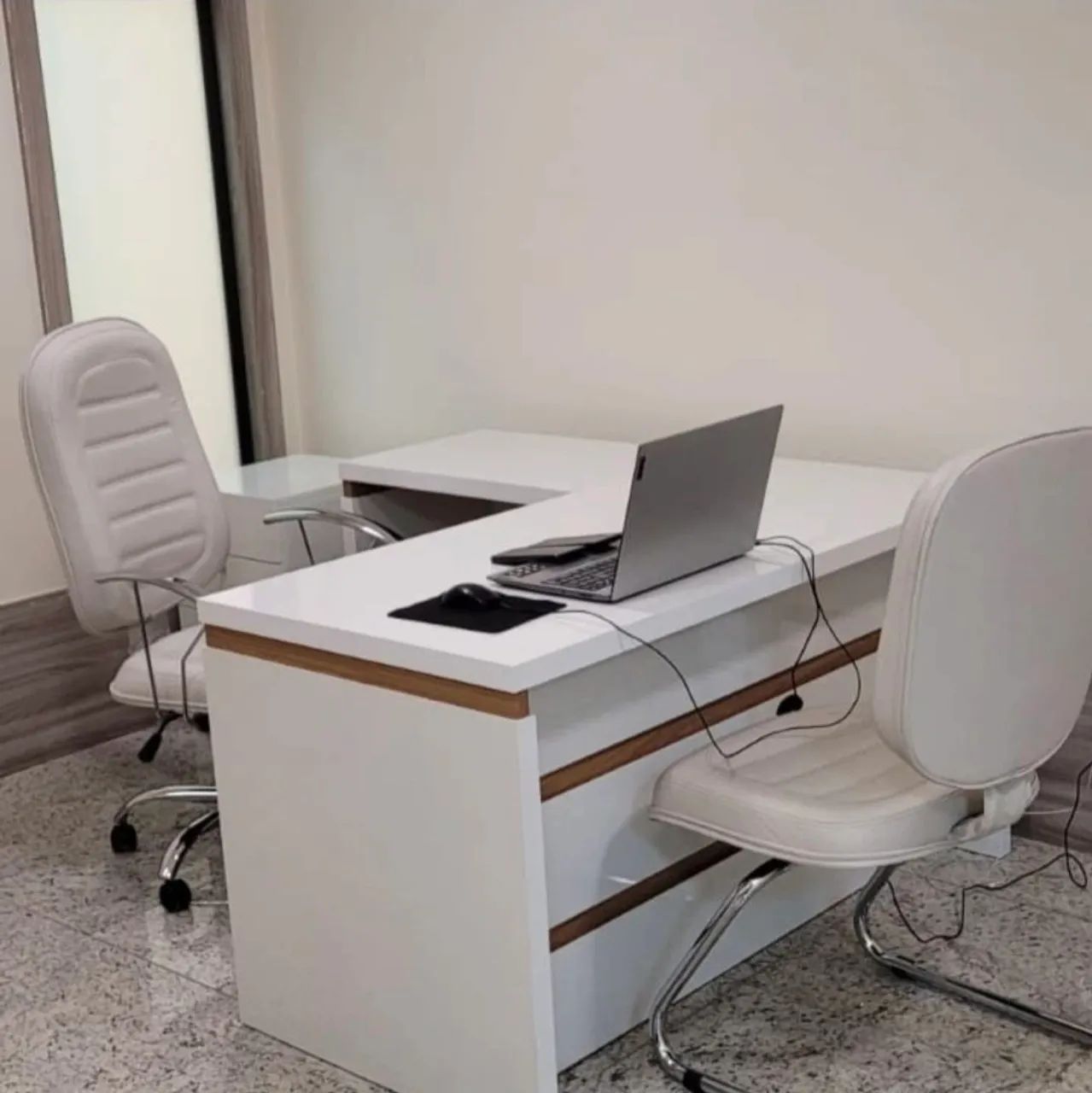 Mesa de escritório off White/Freijó  - Foto 2