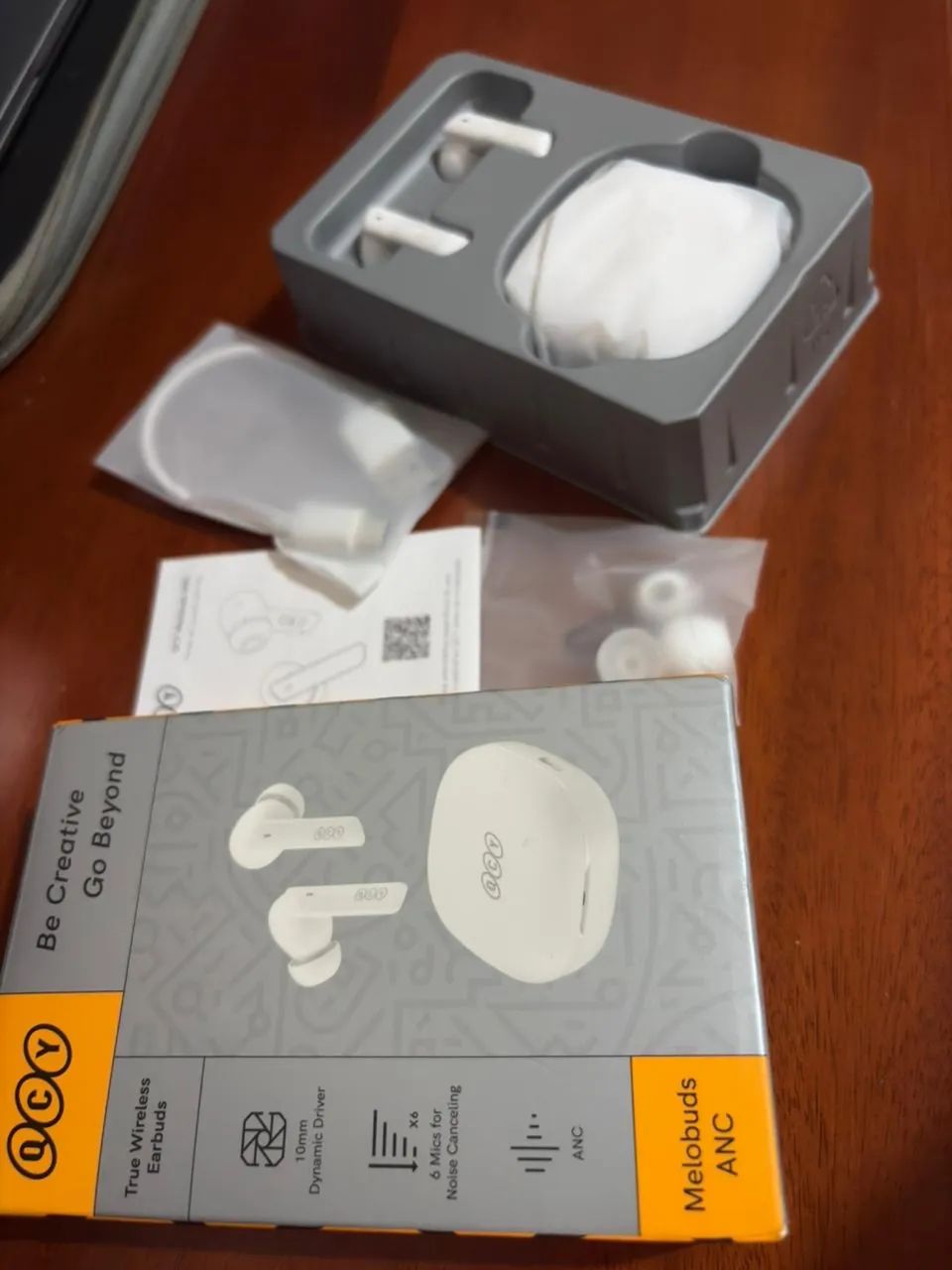 Fone Bluetooth QCY HT05 Branco - Novo