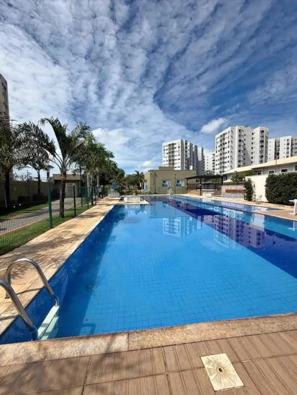 Vende-se uma Apartamento Brisas do Madeira