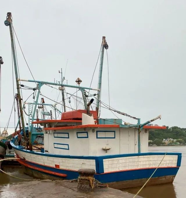 Embarcação pesqueira 18m, Camarão e Peixe - Foto 4