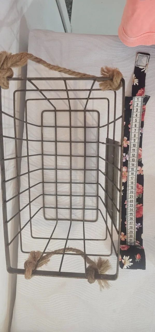 Cesta de ferro decorativa morangos - Foto 3