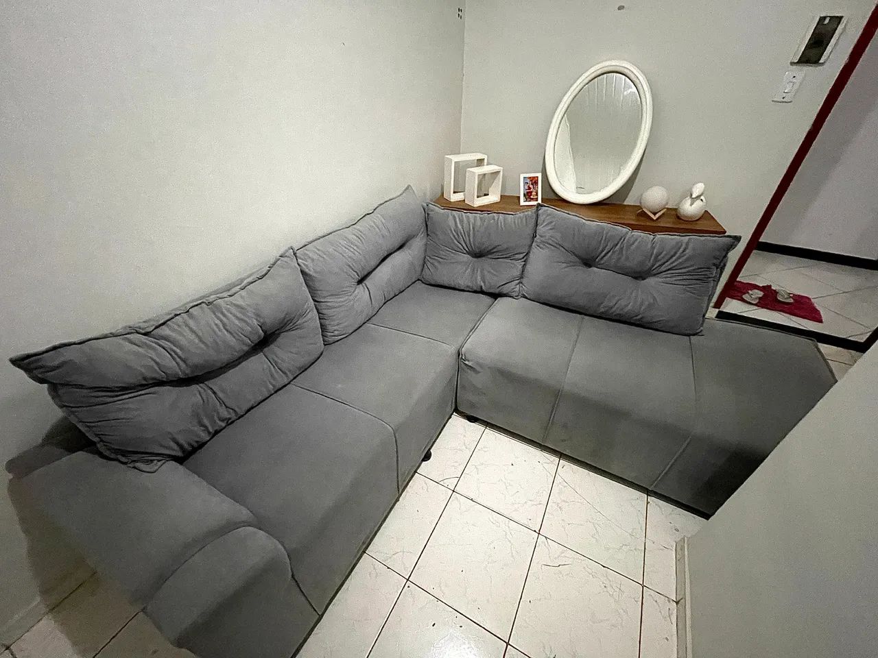 Sofá de canto, na cor grafite - Foto 2