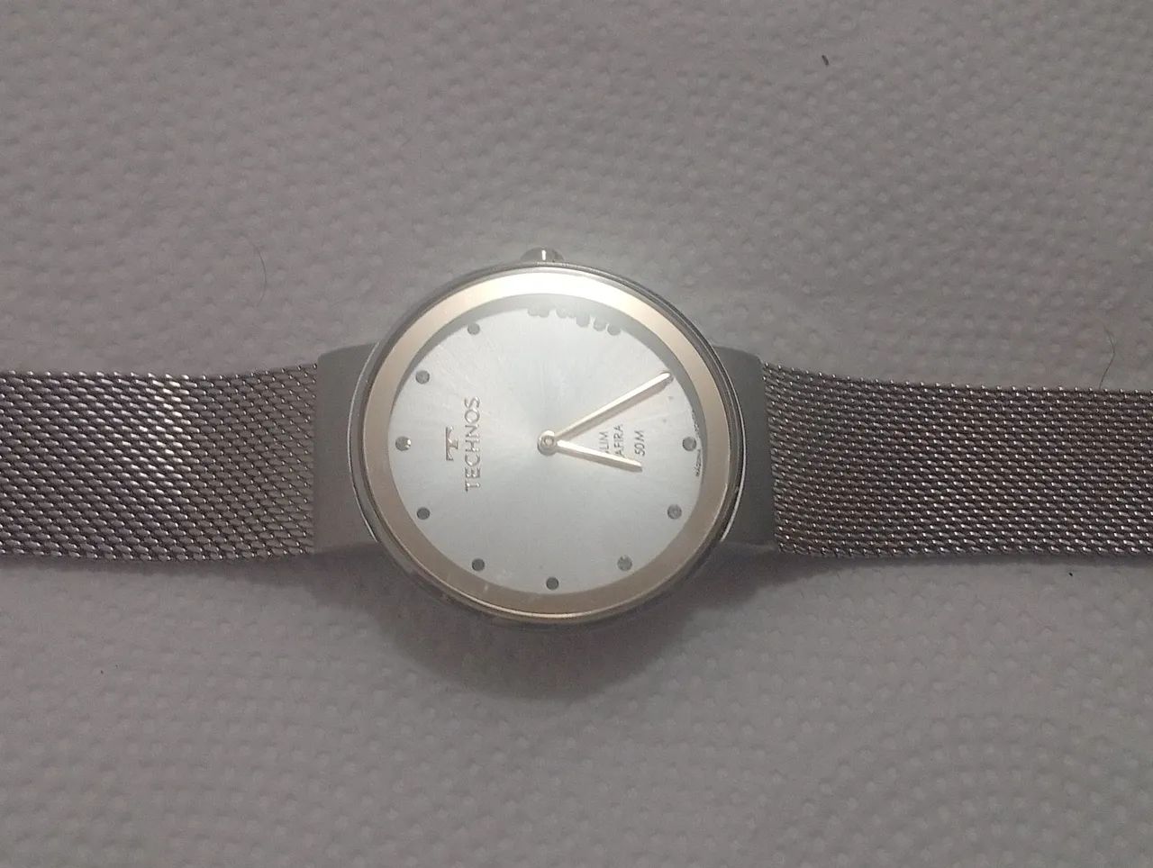 Relógio Technos feminino Slim Prata - Foto 2