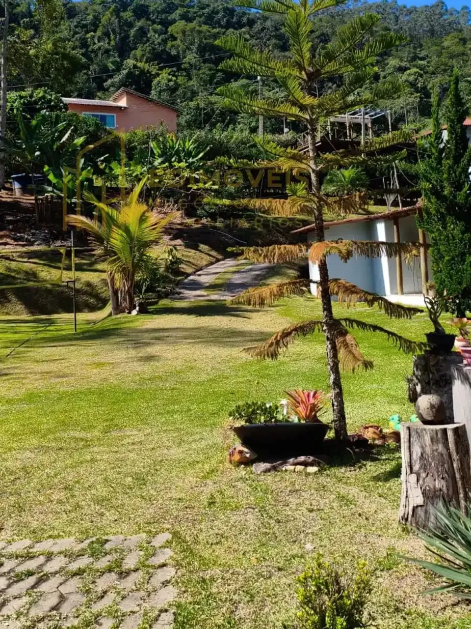 Casa Confortável com 5 Quartos e Churrasqueira em Domingos Martins - Foto 2