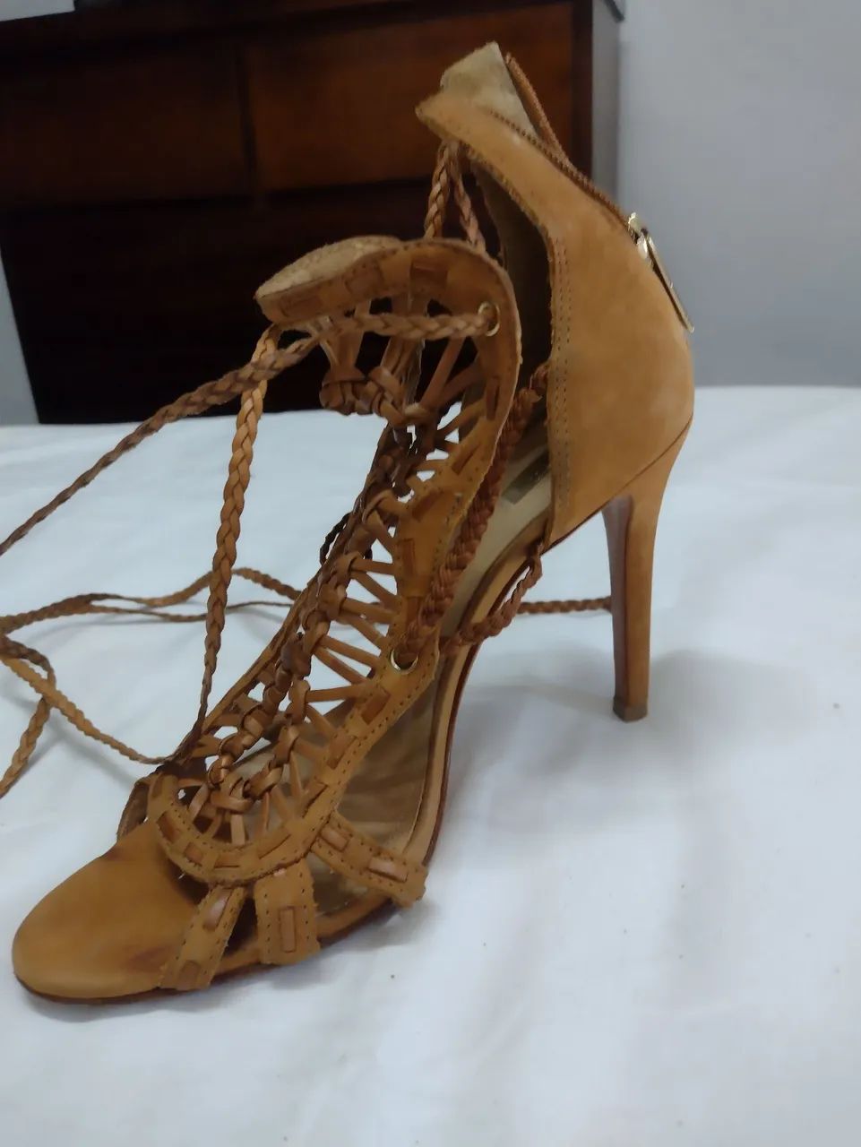 Sandália com amarração shutz  - Foto 3