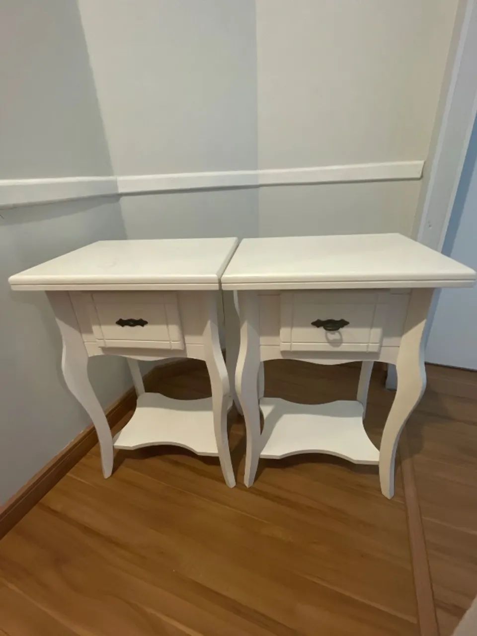 Mesa de cabeceira 