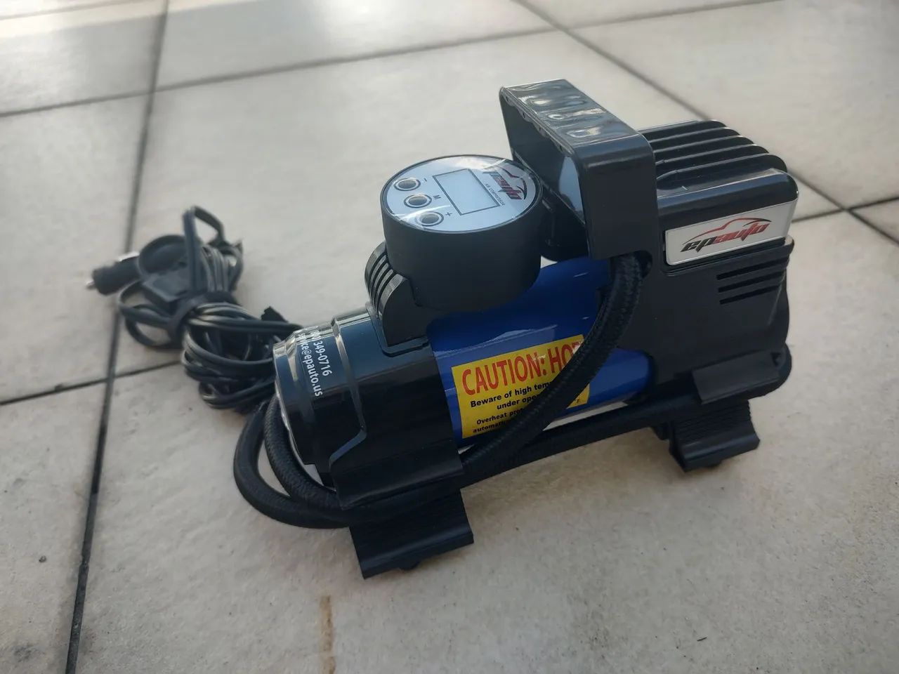 Mini Compressor para carro - Foto 2