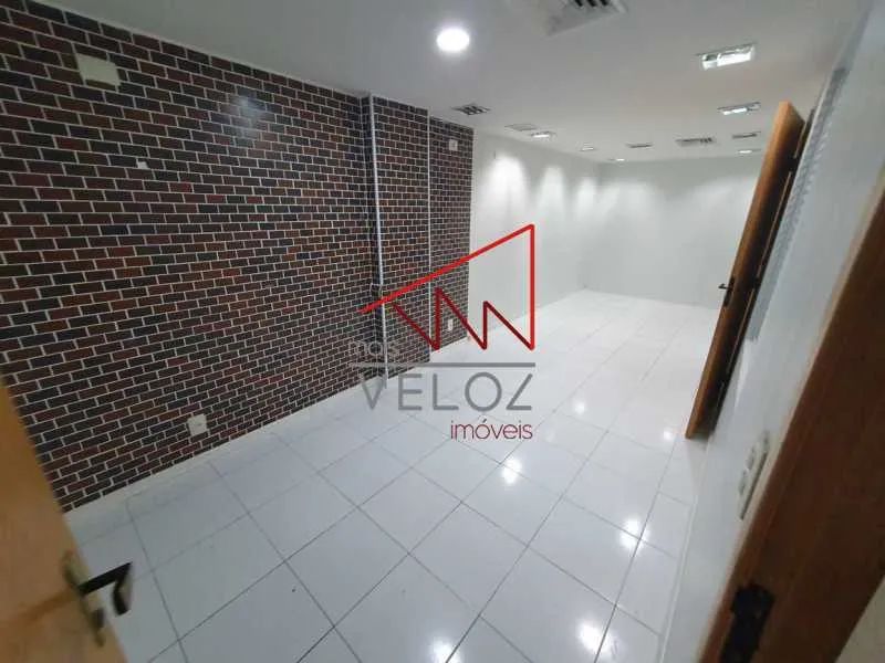 Loja : / Comercial / Catete