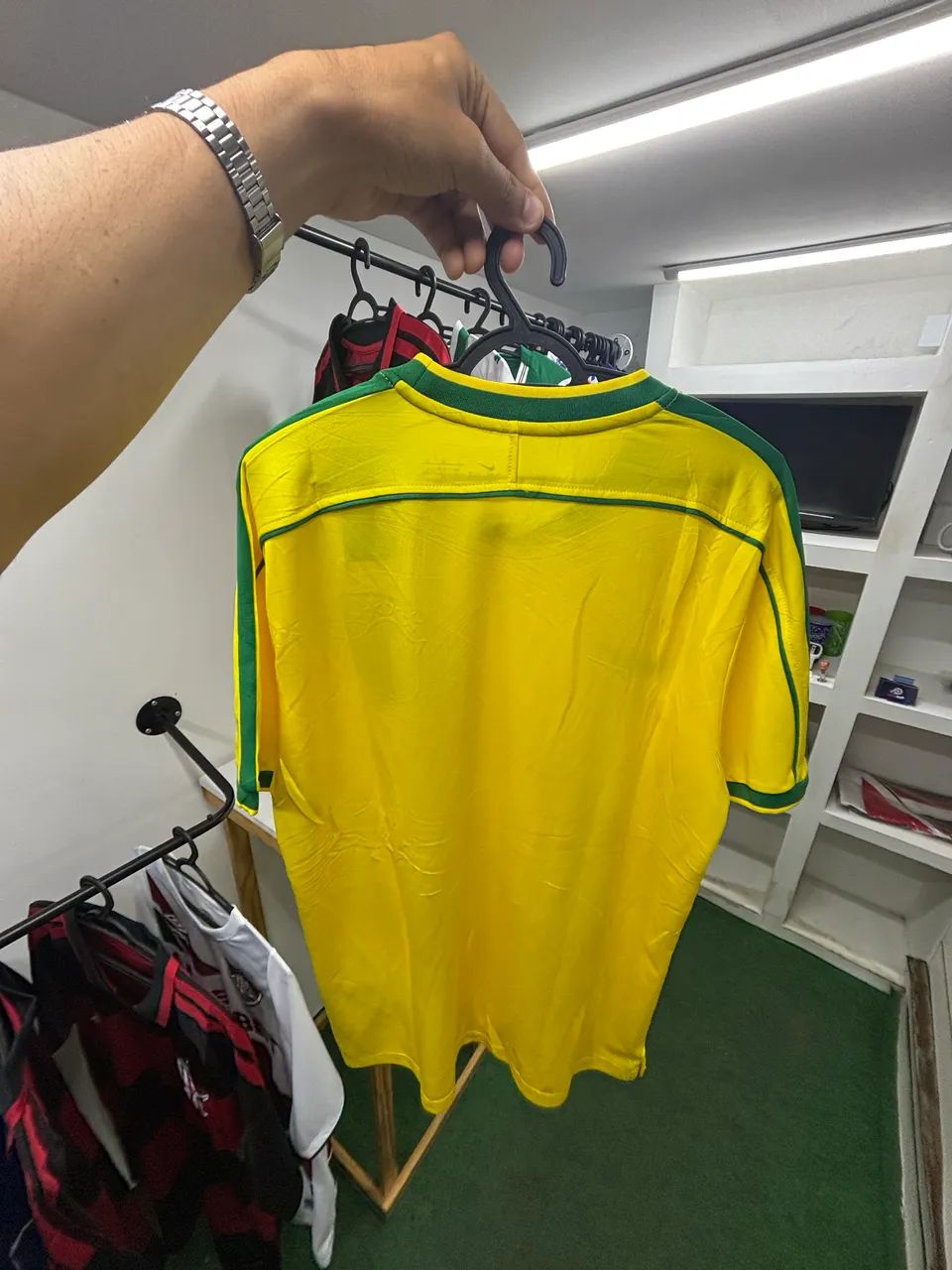 Vendo Camisa Retrô Brasil 98 - Foto 3