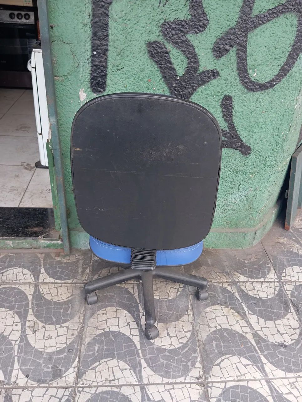 Vendo Cadeira de Escritório  - Foto 2