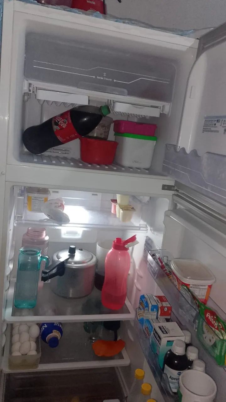 Geladeira Branca Eletrolux - Foto 2