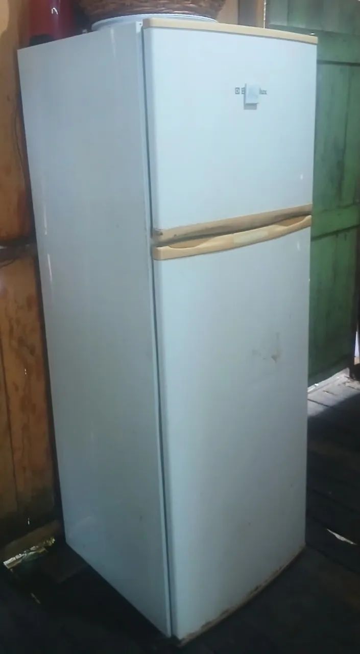 Geladeira Eletrolux