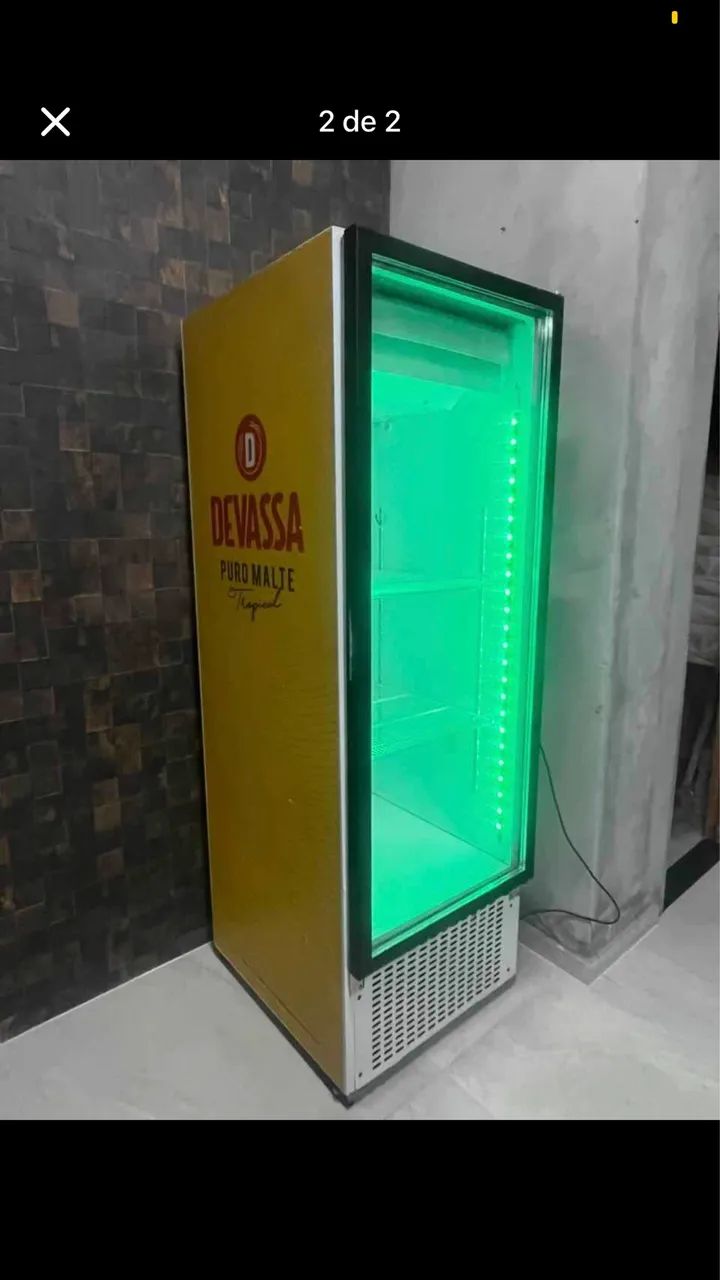 Vendo expositor de Bebidas Funcionando perfeitamente 
