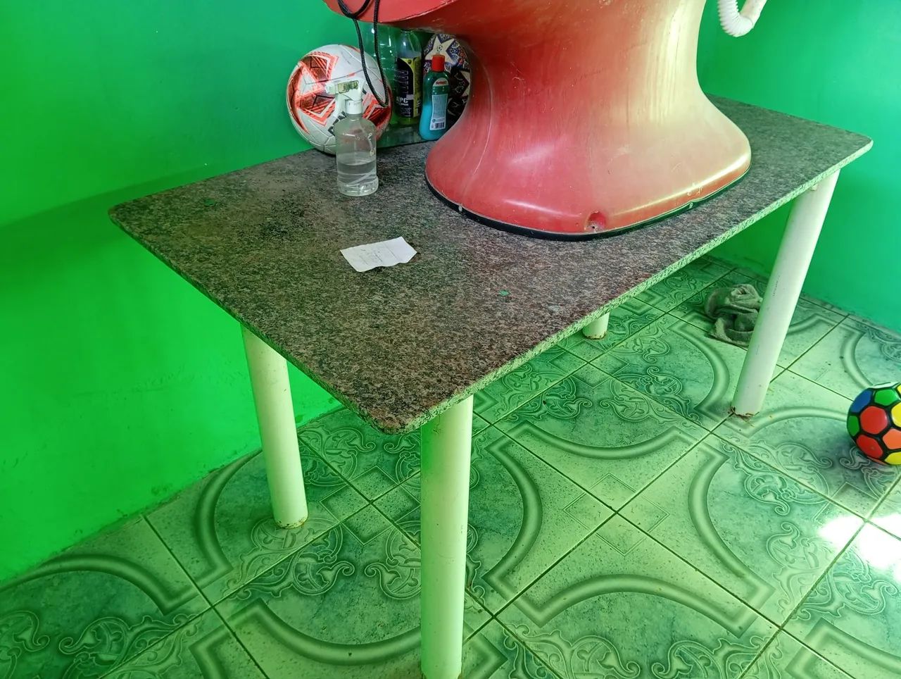 Mesa de tubolar com tampa de mármore  - Foto 3