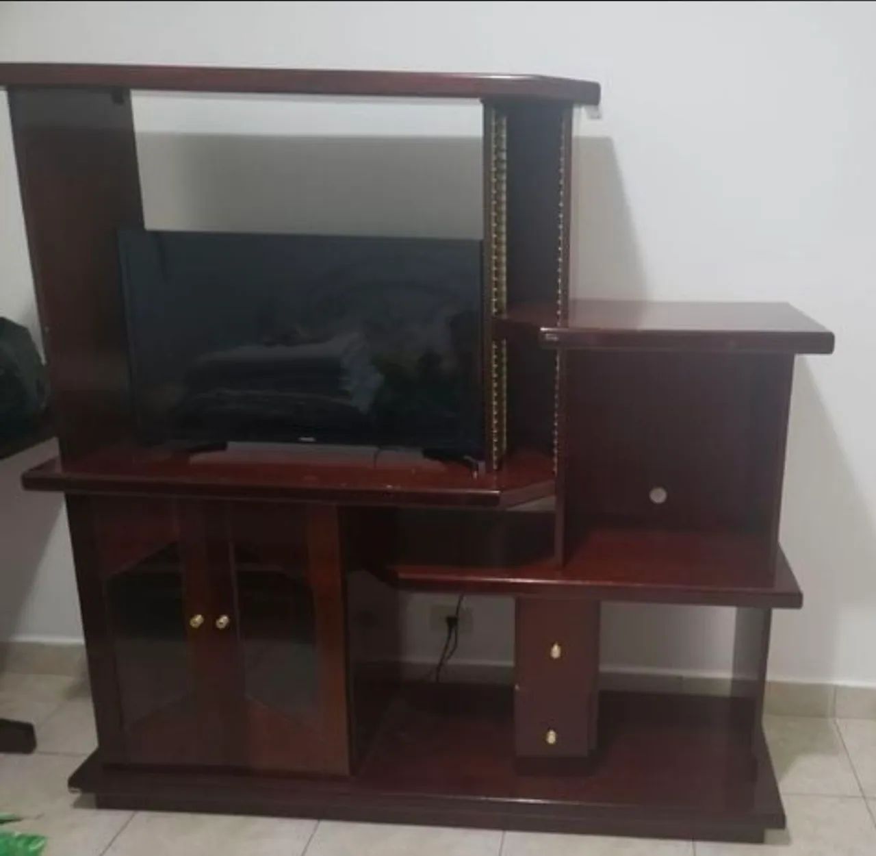 Rack Madeira Mogno TV Som e vídeo 