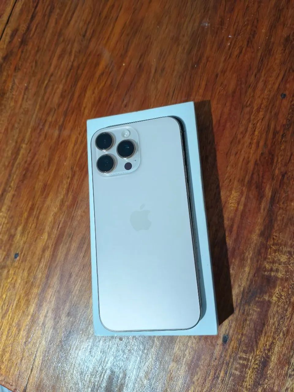 iPhone 16 pro Max 256 - Foto 2