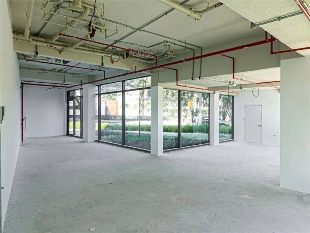 Loja na Rua Itapé-acu, 151  131 m² - Foto 3