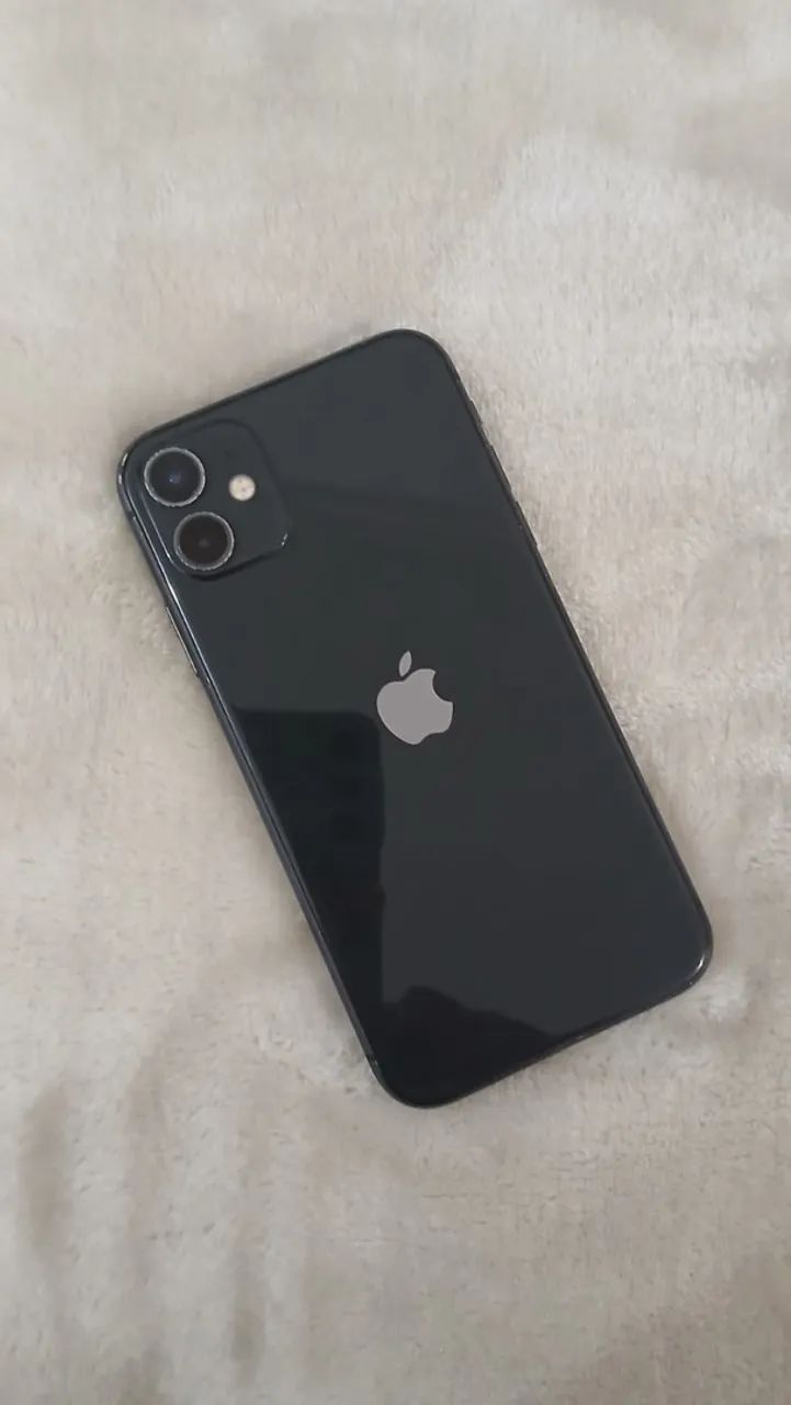 iPhone 11  com 128GB - Foto 2
