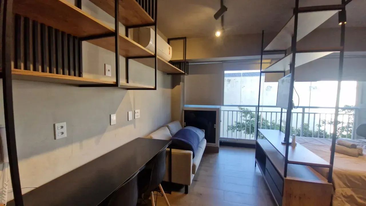 LINDO STUDIO MOBILIADO À VENDA OU LOCAÇÃO