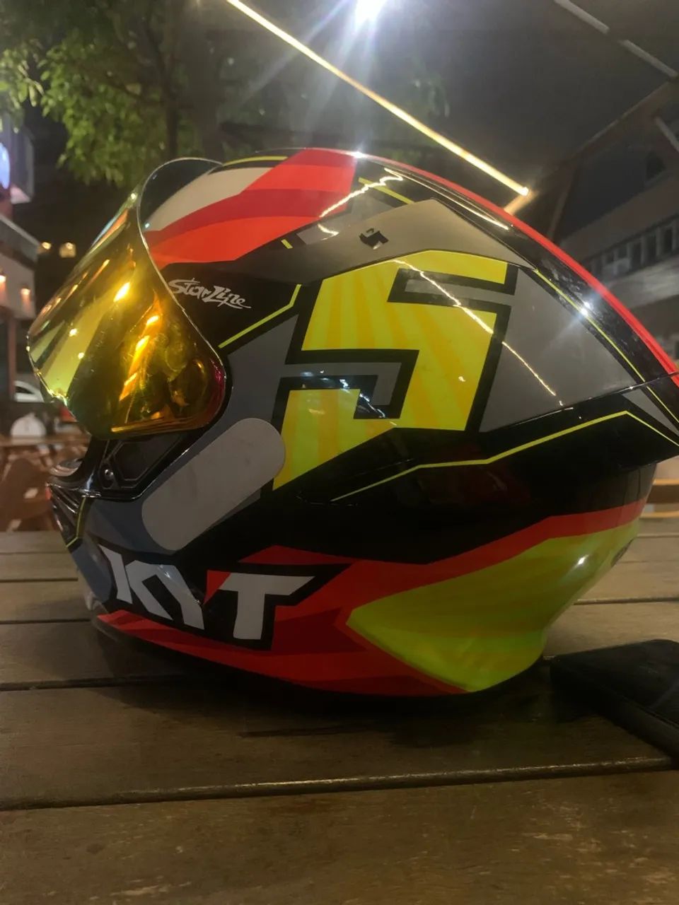 Capacete KYT 