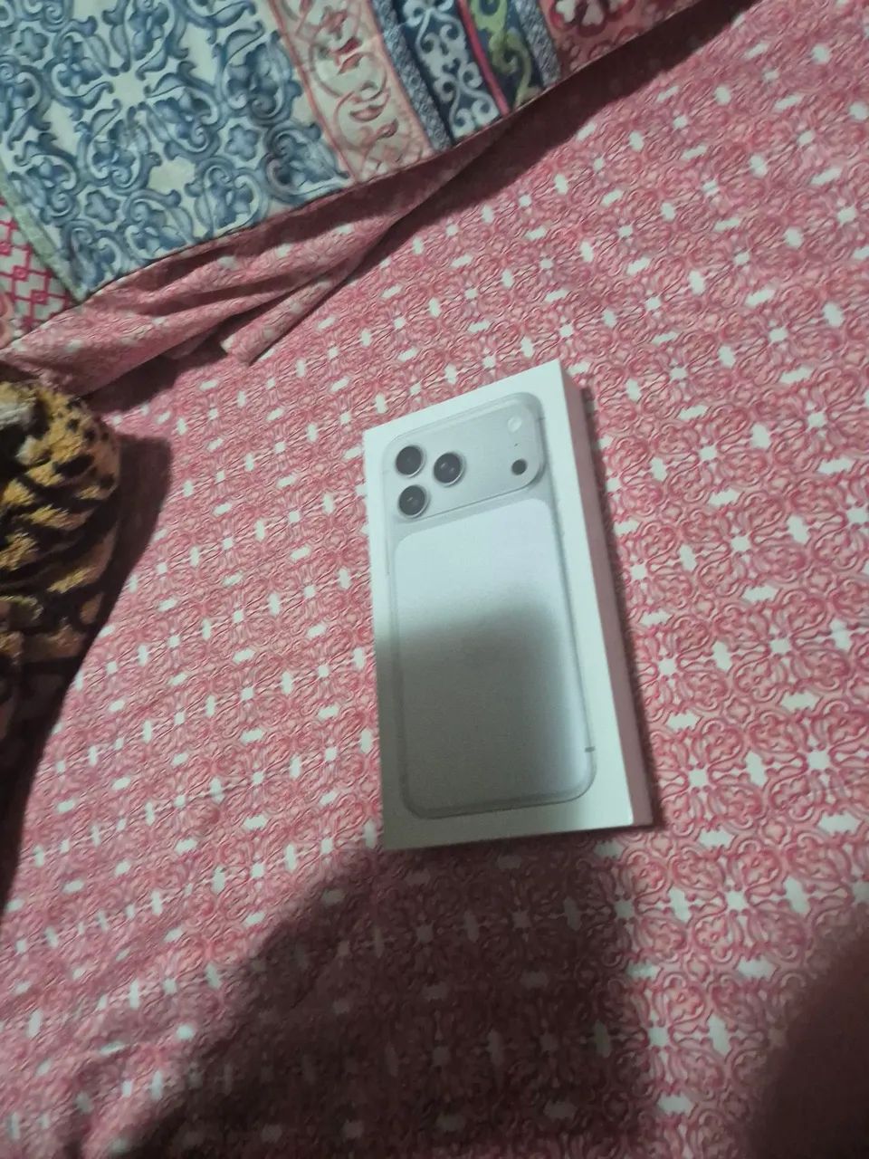 VENDE SE IPHONE 17 PRO MAX  - Foto 4