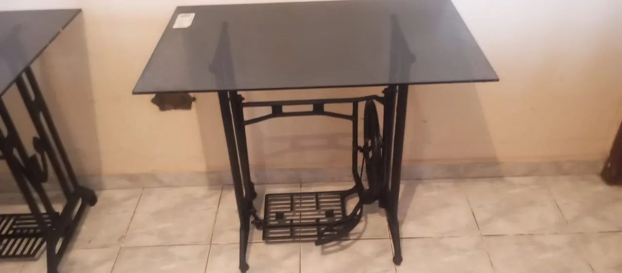 Pé de máquina de costura 