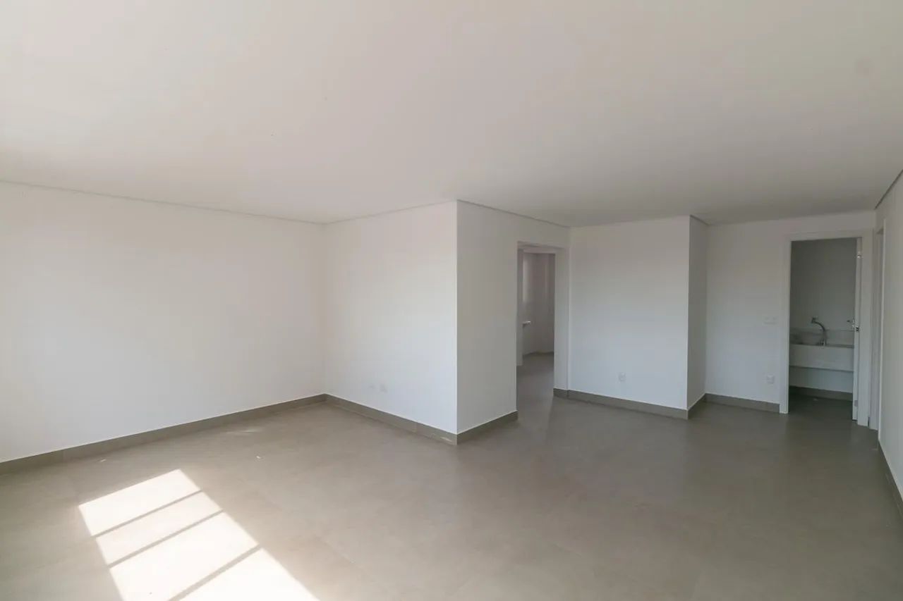 Apartamento à Venda - Liberdade, 4 Quartos, 141 m2
