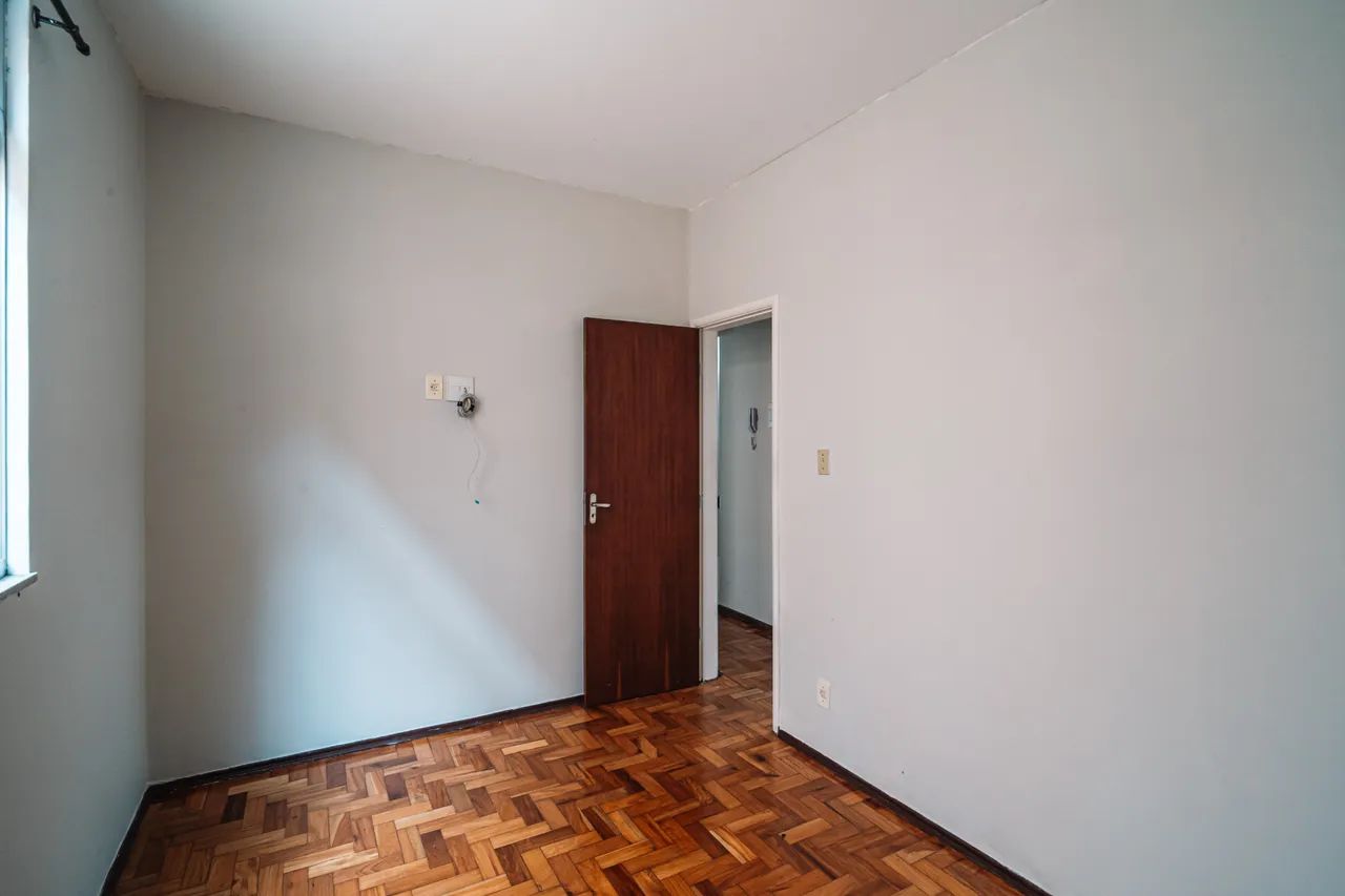 Apartamento na Rua Oswaldo Aranha em São Mateus com 2 quartos e área externa - Foto 4