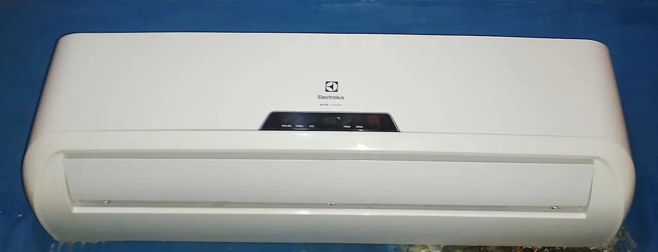 Ar condicionado Split 24000 BTUs Electrolux 