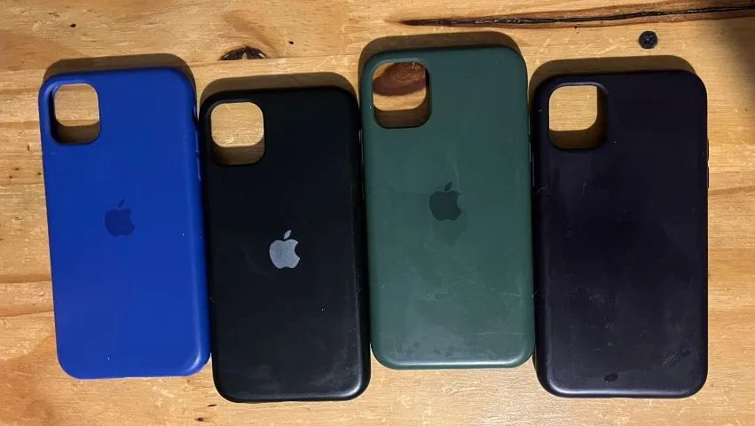 Caixa iPhone 11 + 04 capas de silicone - Foto 3