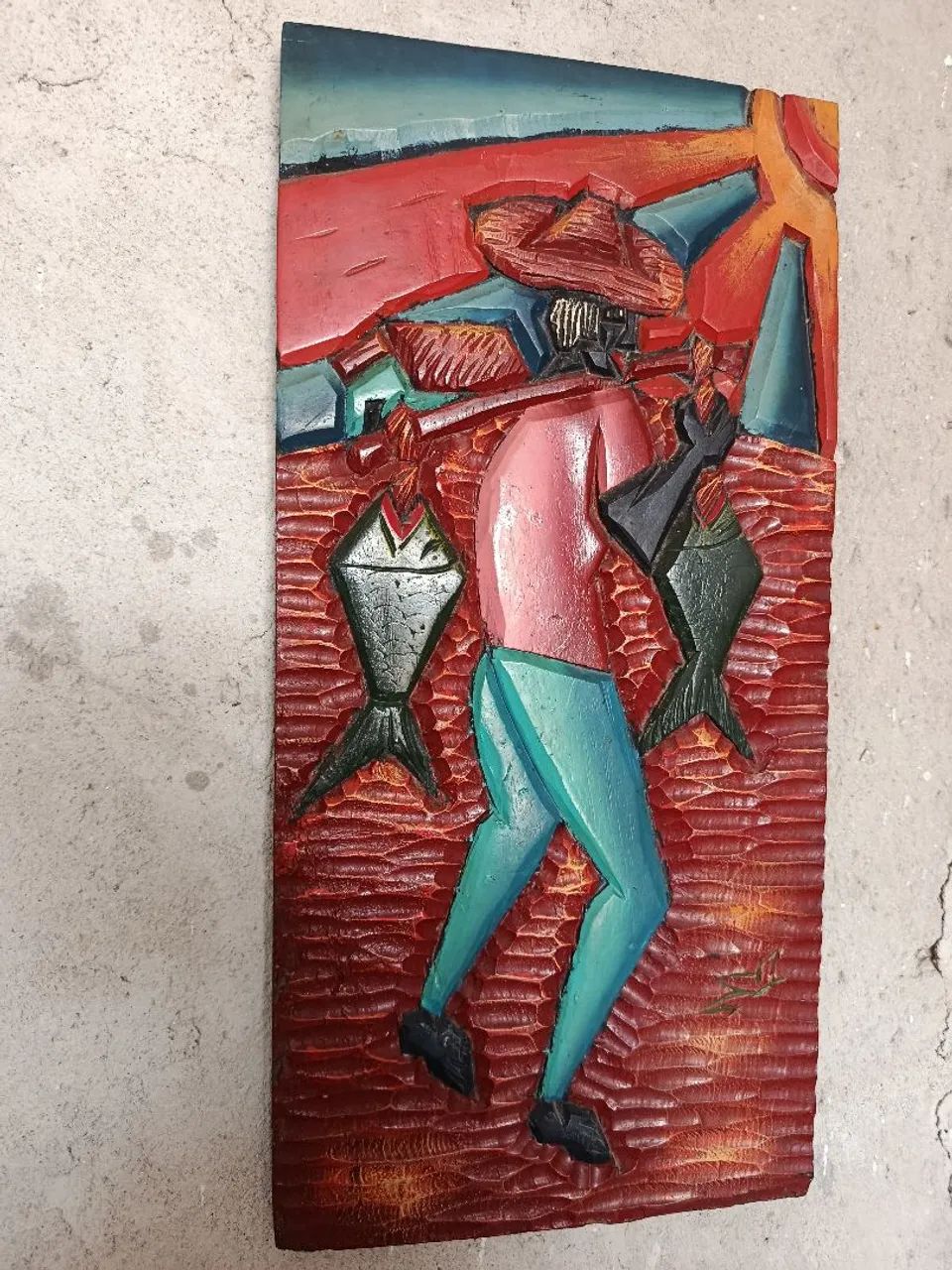 Quadro decorativo pescador entalhado na madeira. - Foto 3