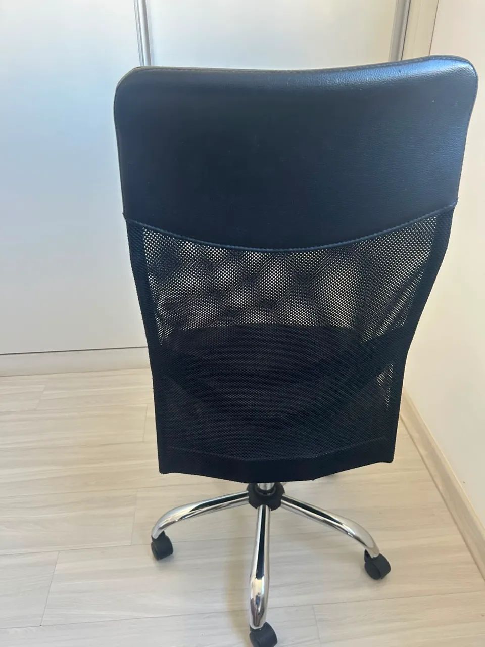 Cadeira de escritório - Foto 2