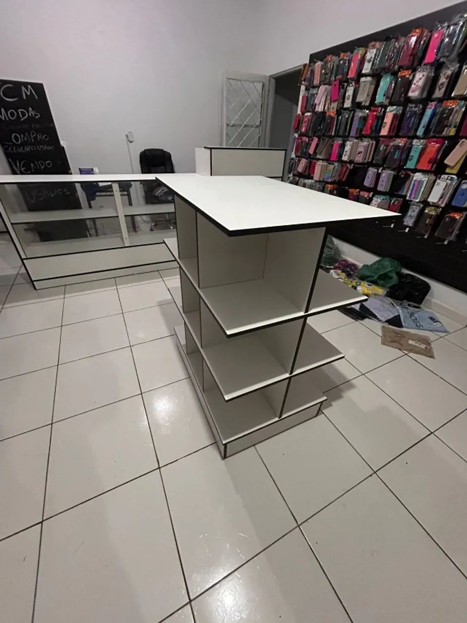 KIT LOJA BALCÃO CAIXA/ EXPOSITOR VITRINE/ ILHA CENTRAL MDF NOVO 