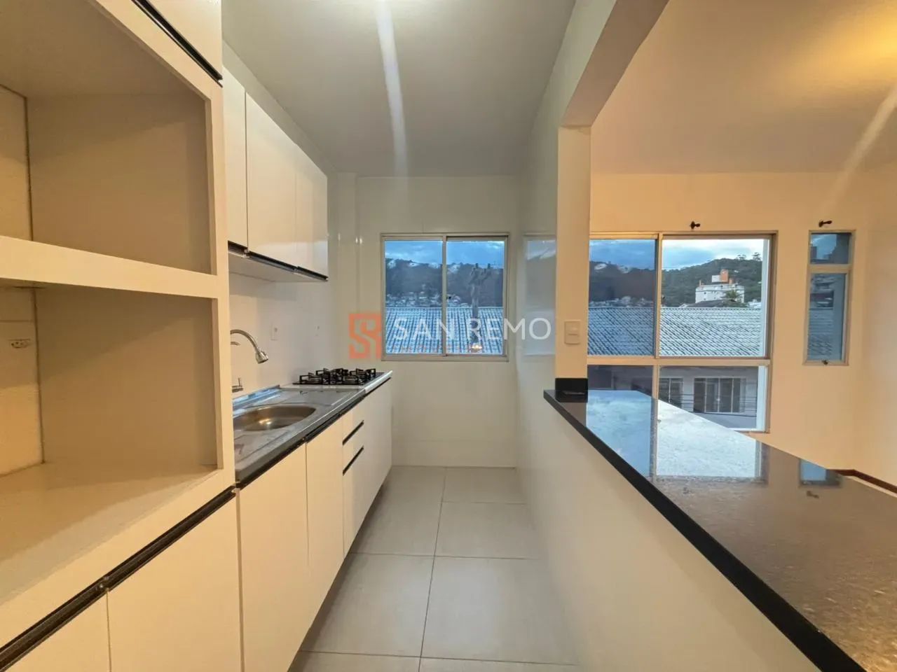 Saco dos Limões | Apartamento 3 quartos, sendo 1 suite - Foto 2