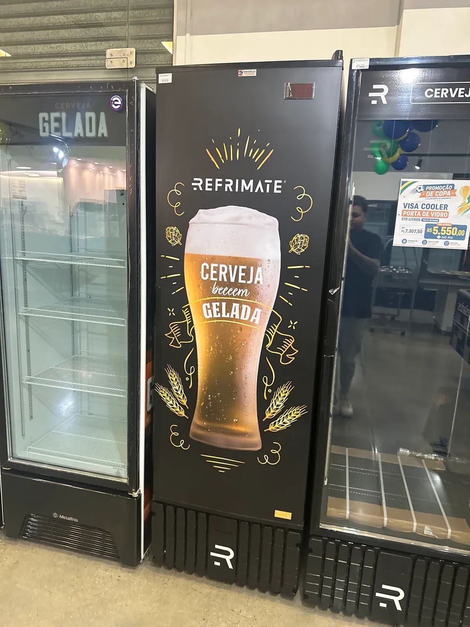 Expositor cervejeira porta sólida 570 litros refrimate 