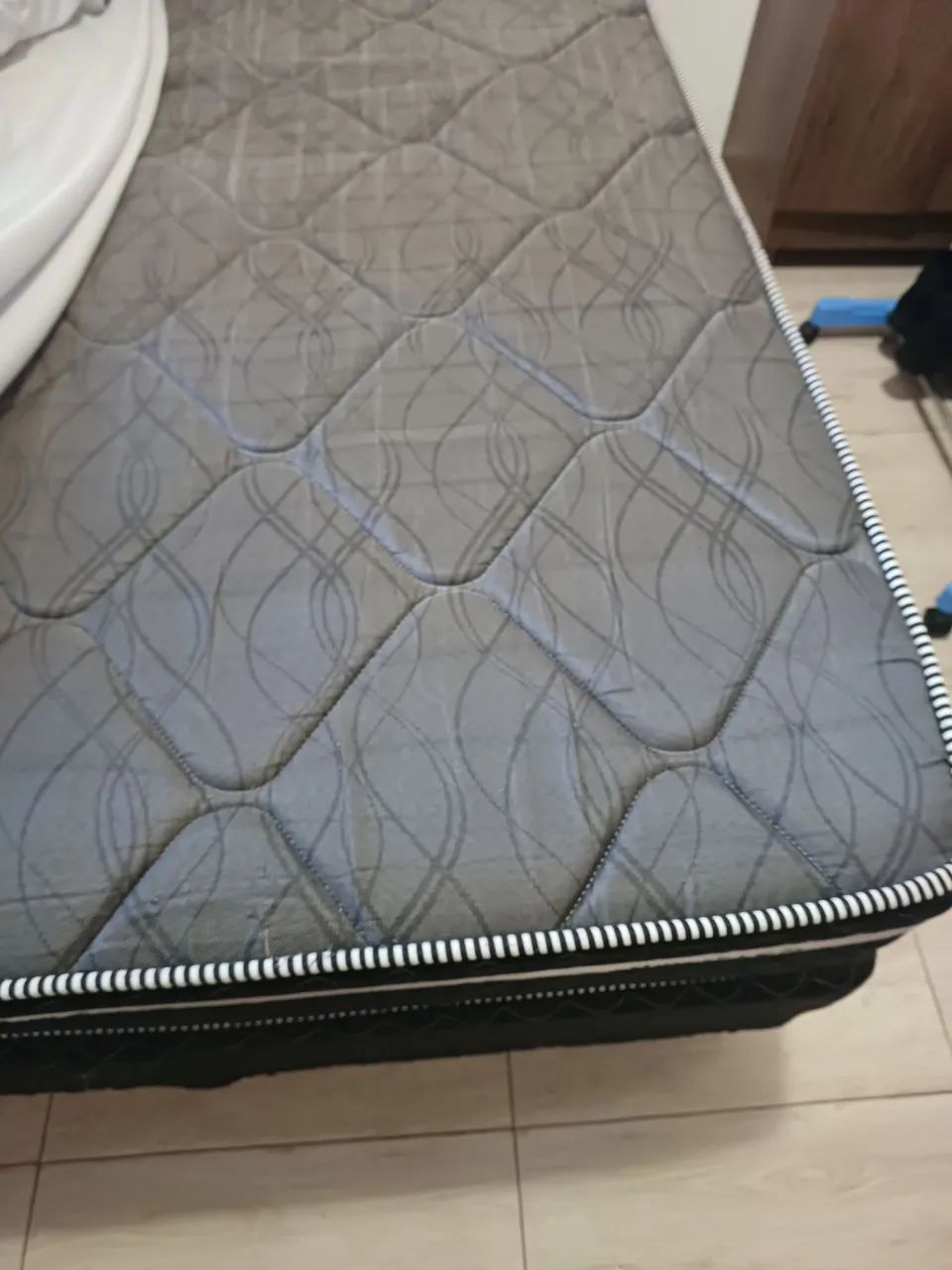 Cama box de casal 