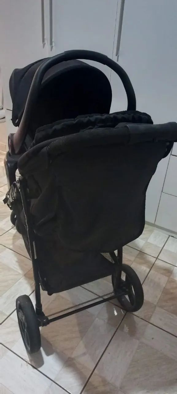 Carrinho de bebê com bebê conforto da Galzerano  - Foto 4