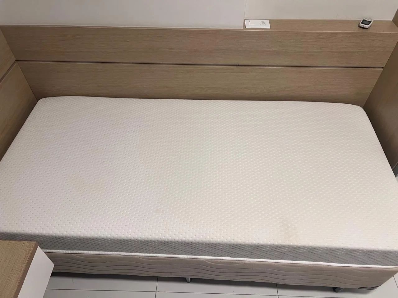 Cama com colchão  - Foto 4