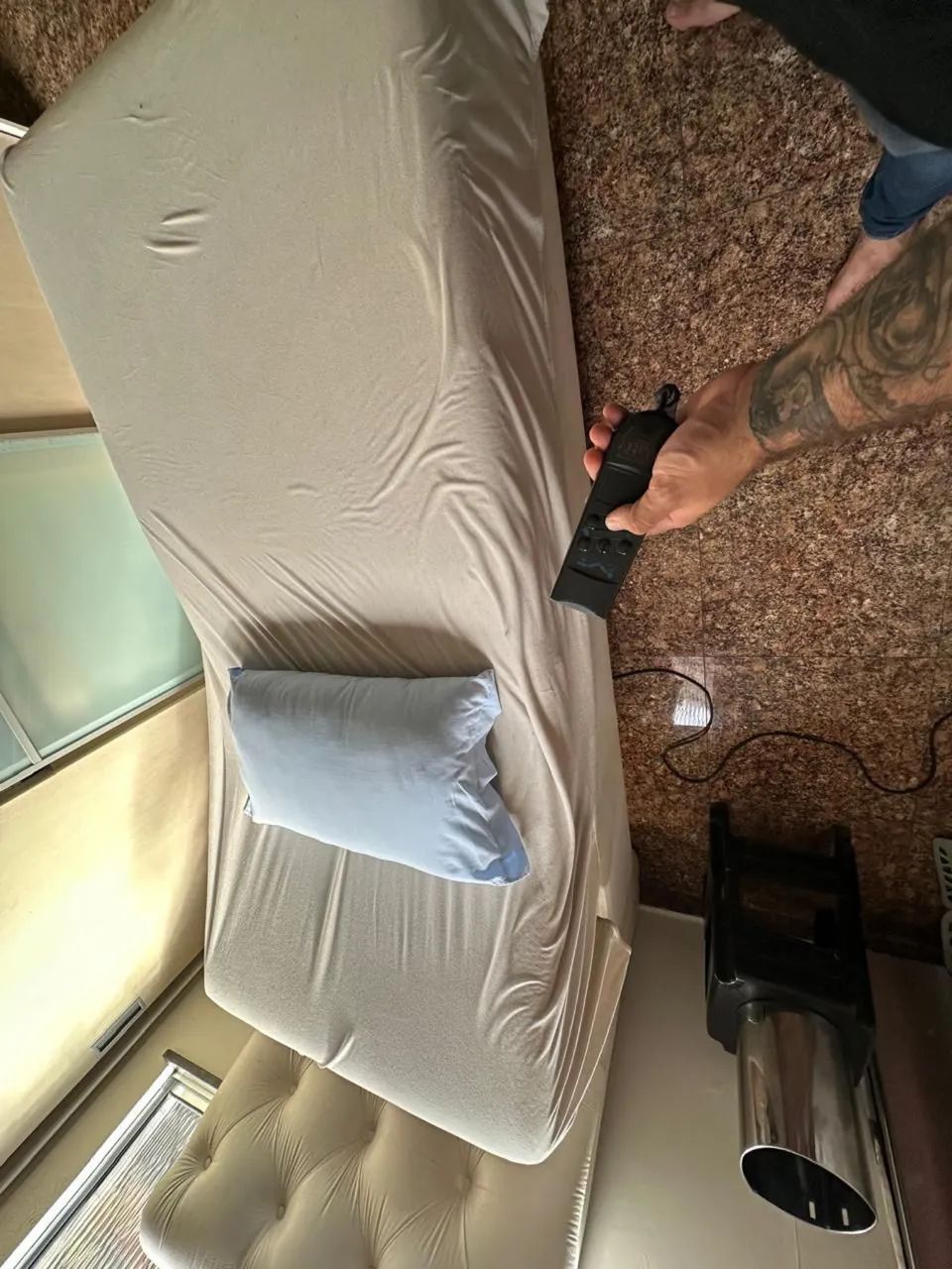 Vendo cama hospitalar elétrica  - Foto 4