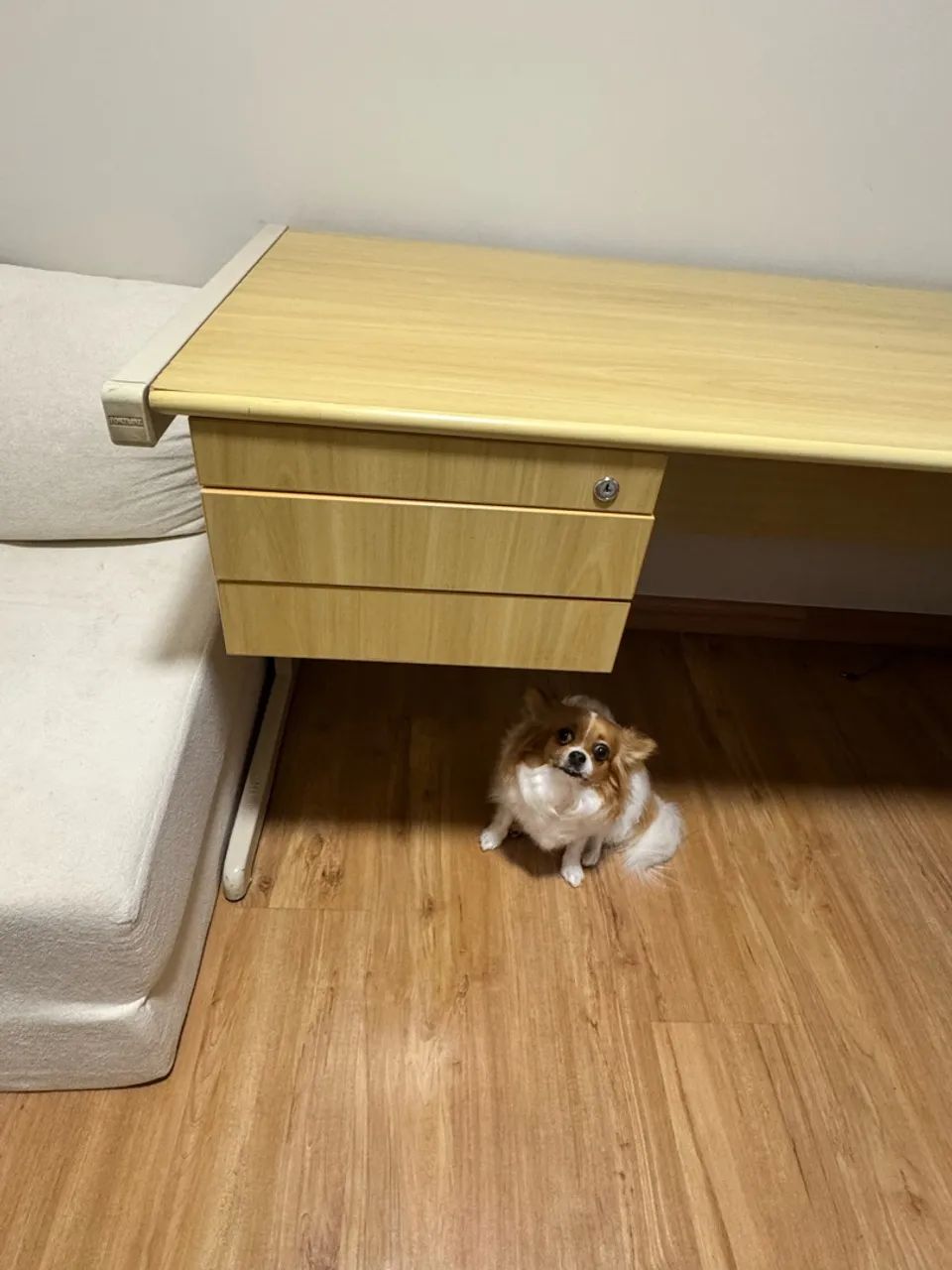 Mesa de escritório com gavetas - Foto 5