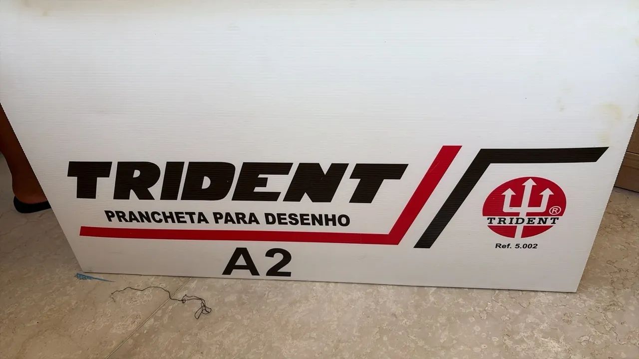 Prancheta para Desenho Trident A2 - Nova, Nunca Usada - Foto 2