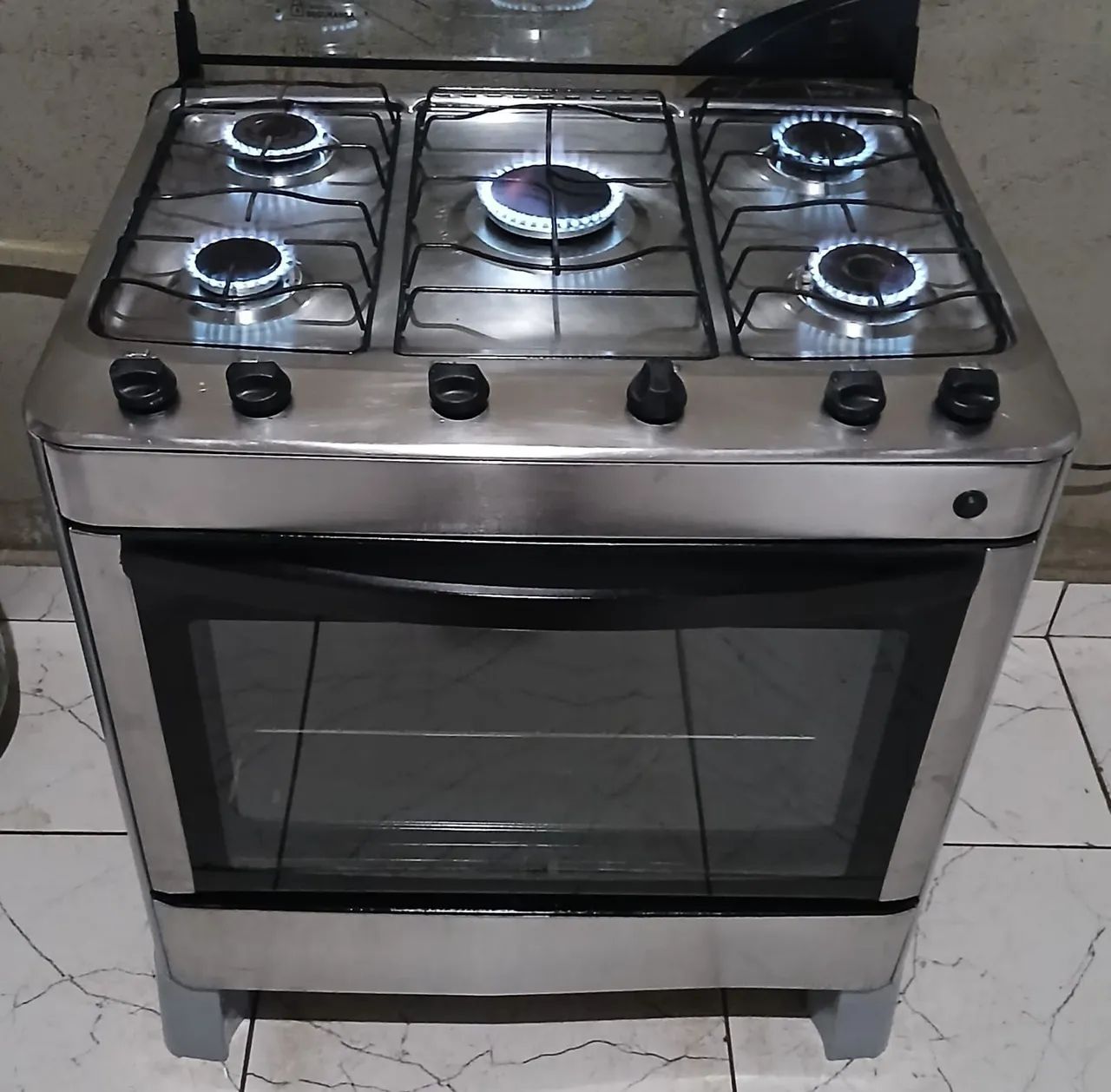 Vendo fogão 5 bocas (esmaltec) Elétrico  - Foto 2