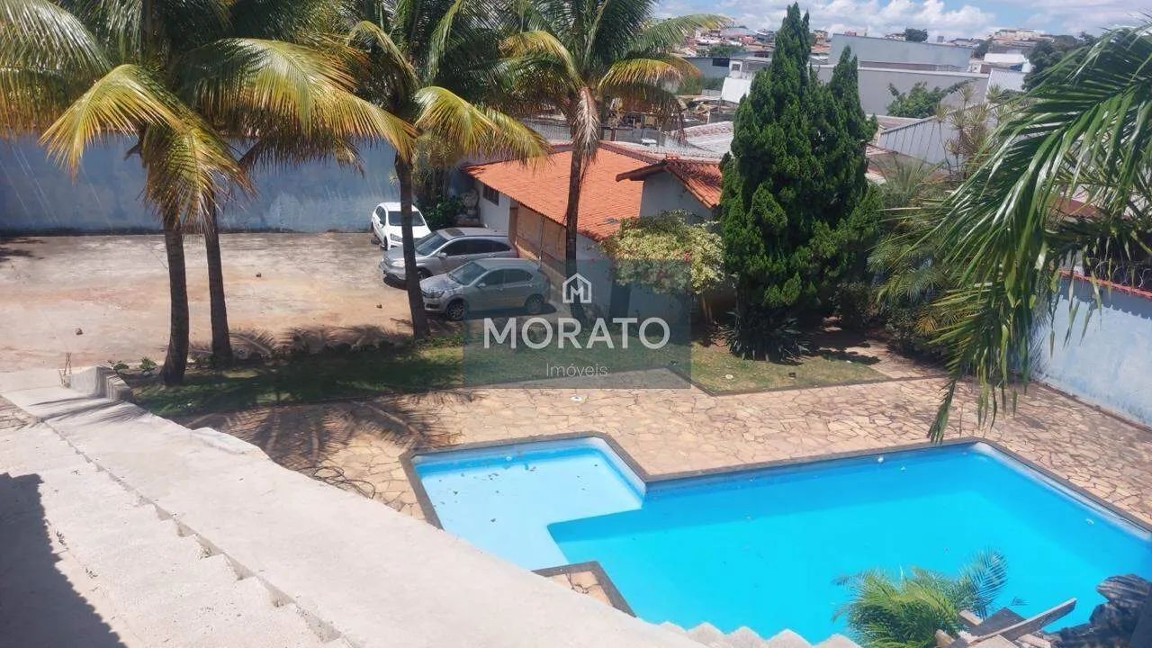 Casa com Salão de Festas e Piscina no Jardim Riacho - Foto 4