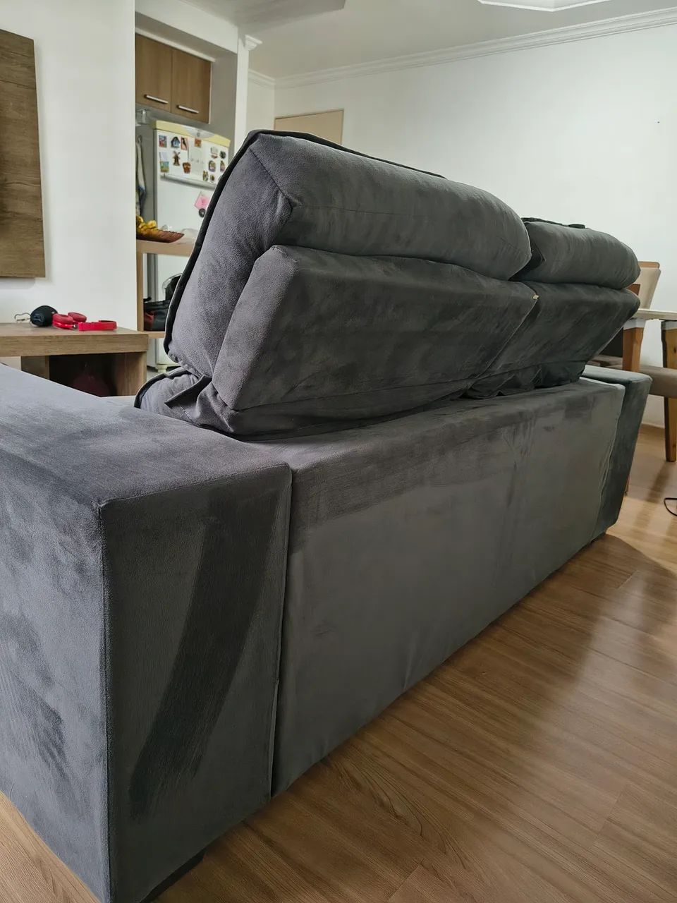 Sofá 3 Lugares Suede Cinza 2,00m + brinde 2 almofadas! - Foto 5
