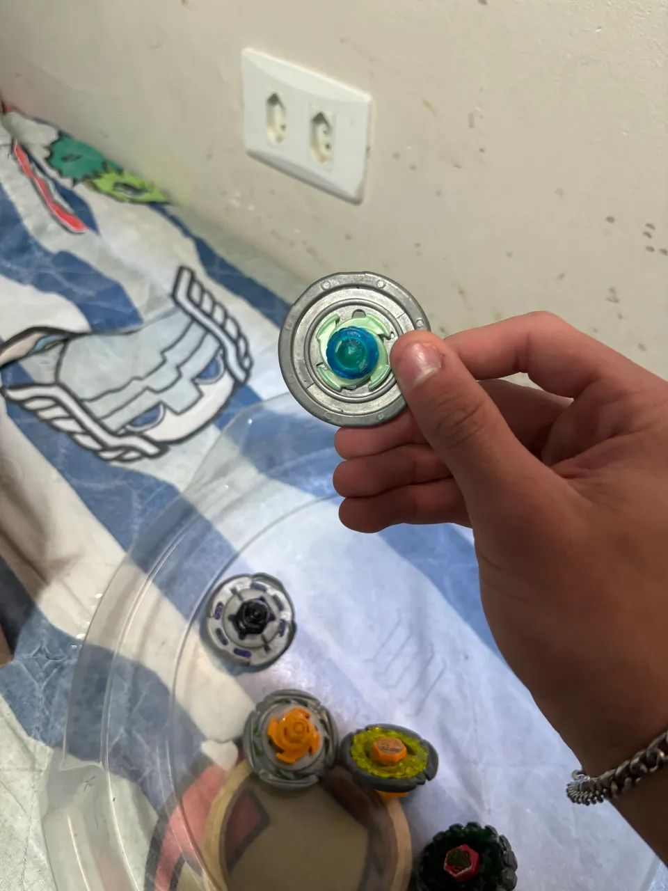 Beyblade Scythe Kronos ( ponta trocada ) - Foto 2