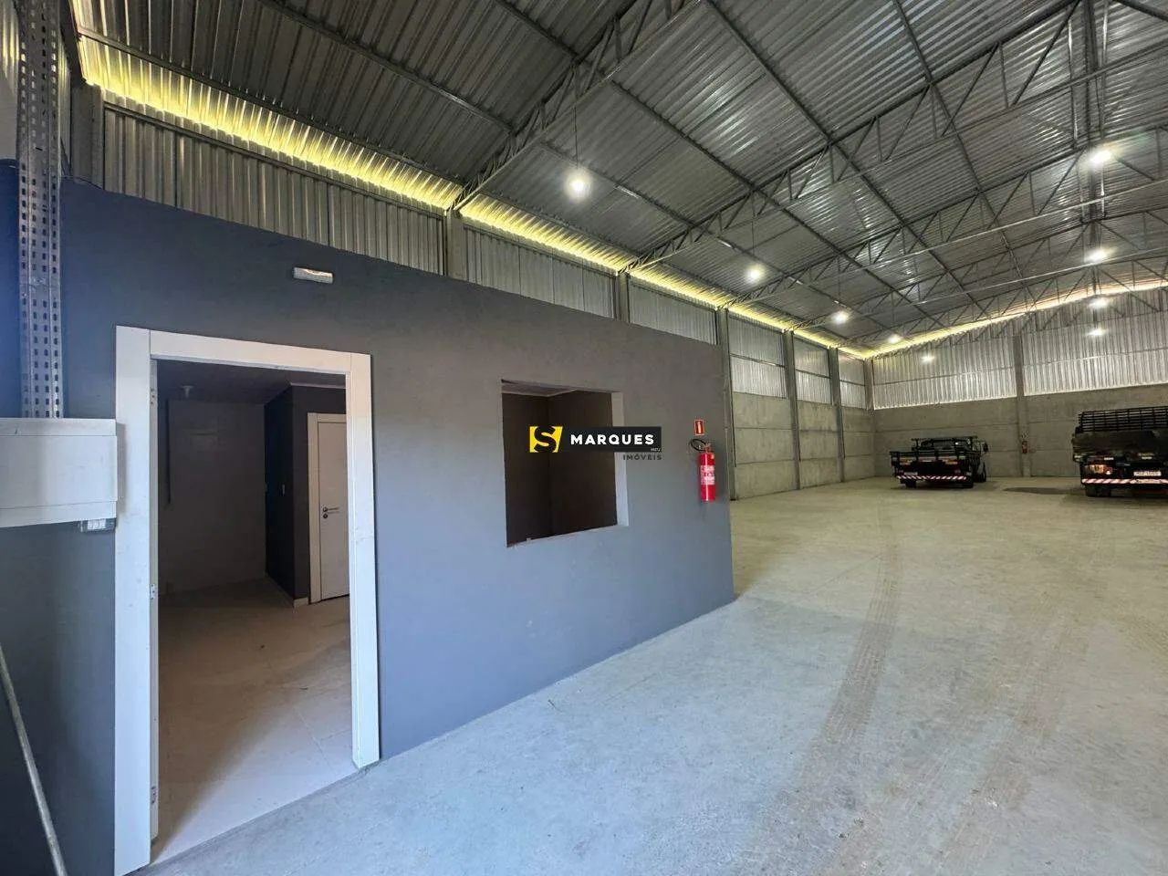 Galpão com 525 m² próximo à BR-101  Região do Eixo Sul - Foto 4