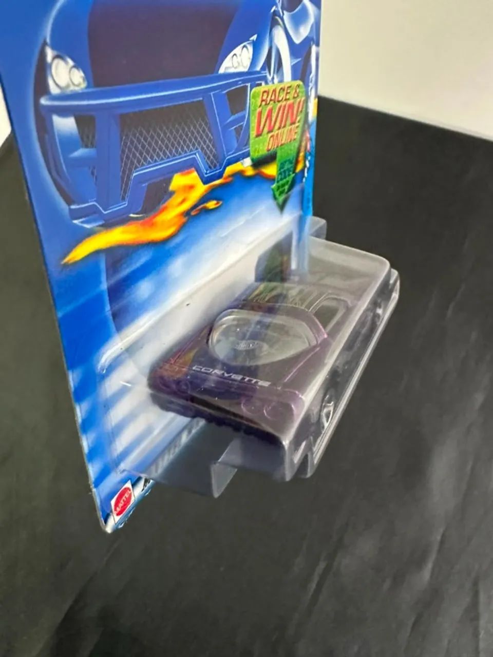 Hot Wheels Mainline 97 Corvette 68 - Foto 4